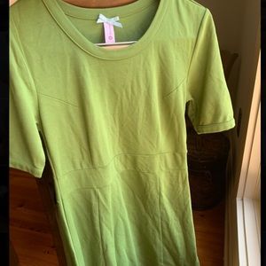 Green mid sleeve calf length dress